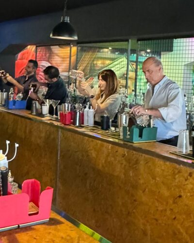 Um dia na Cocktail Team