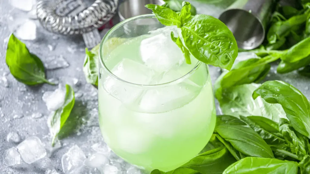 Gin Basil Smash