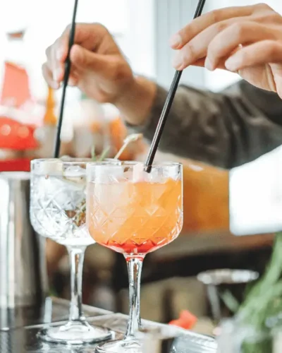 Headhunting para Bartenders: contrate os melhores para o seu bar ou hotel