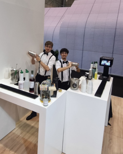 Cocktail Team surpreendeu na Feira do Imobiliário com Engel & Völkers com Ghosts of the Ocean