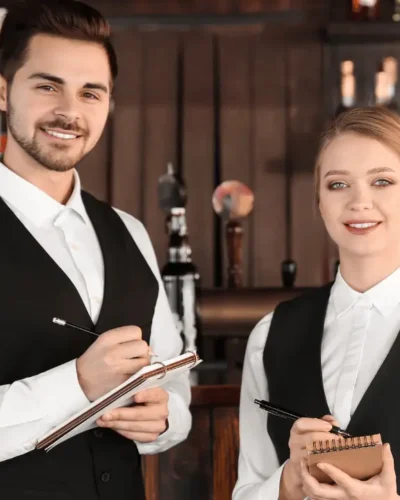 9 melhores práticas para um treinamento de equipa de bar